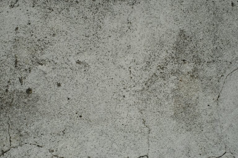 Exterior wall cracks